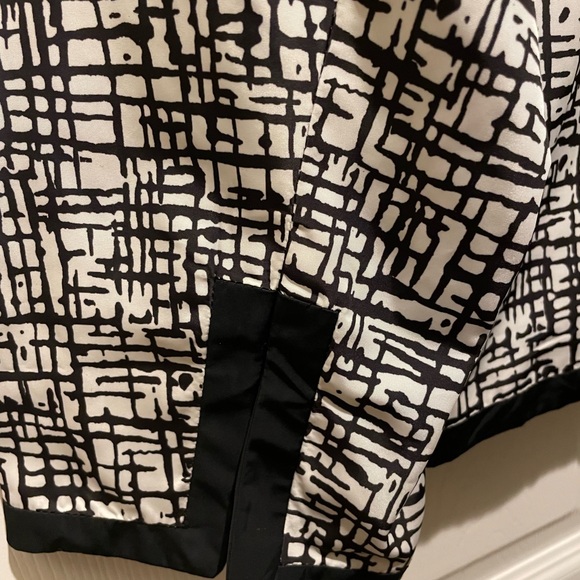 Double sideł Chico’s windbreaker jacket - Picture 4 of 6